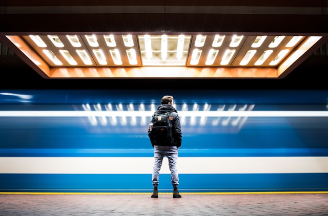 The Microlearning Movement: Bite-Sized Knowledge for a Fast-Paced World