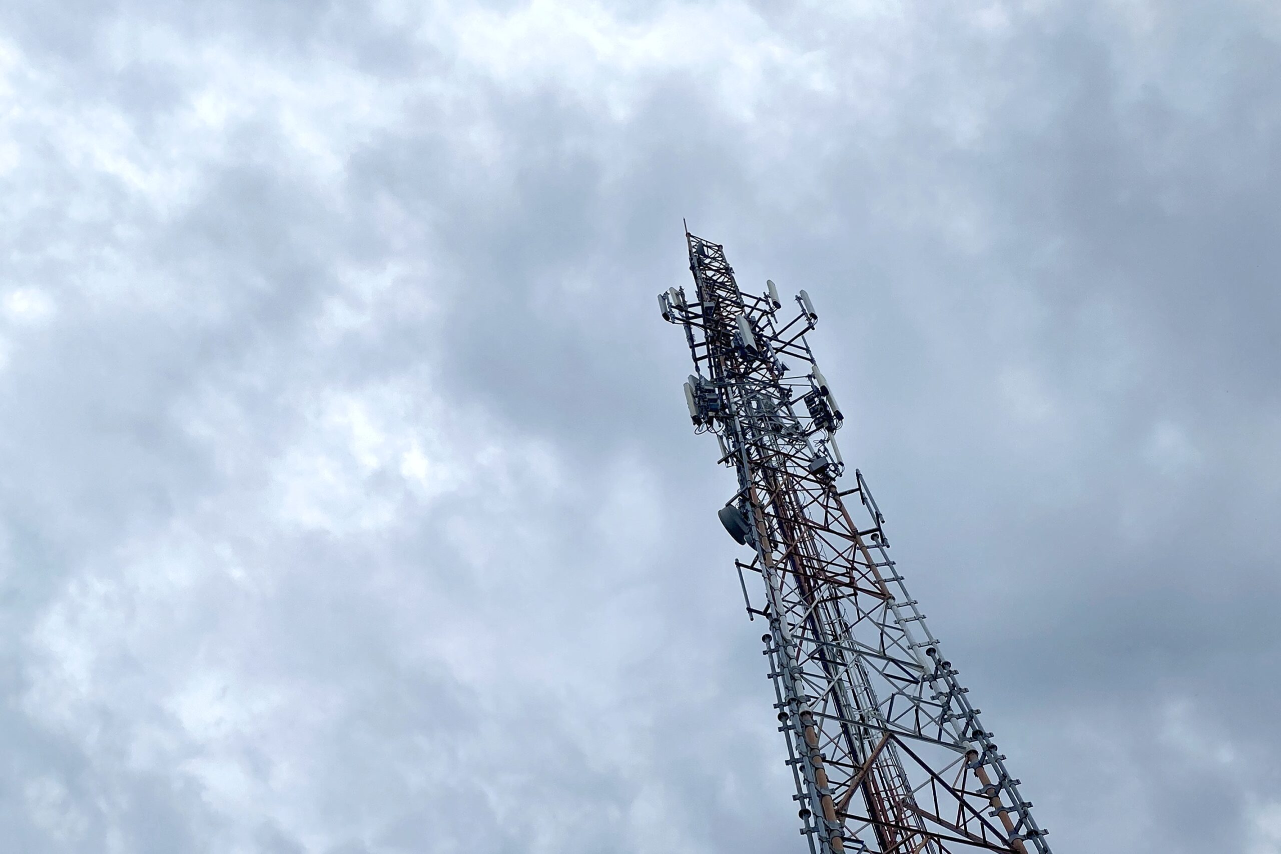 Telkomsel Siap Kapanpun Lelang Frekuensi 700 MHz dan 26 GHz