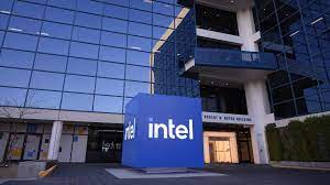 Qualcomm Diisukan Akan Caplok Intel Lantaran Keunggulan Prosesor